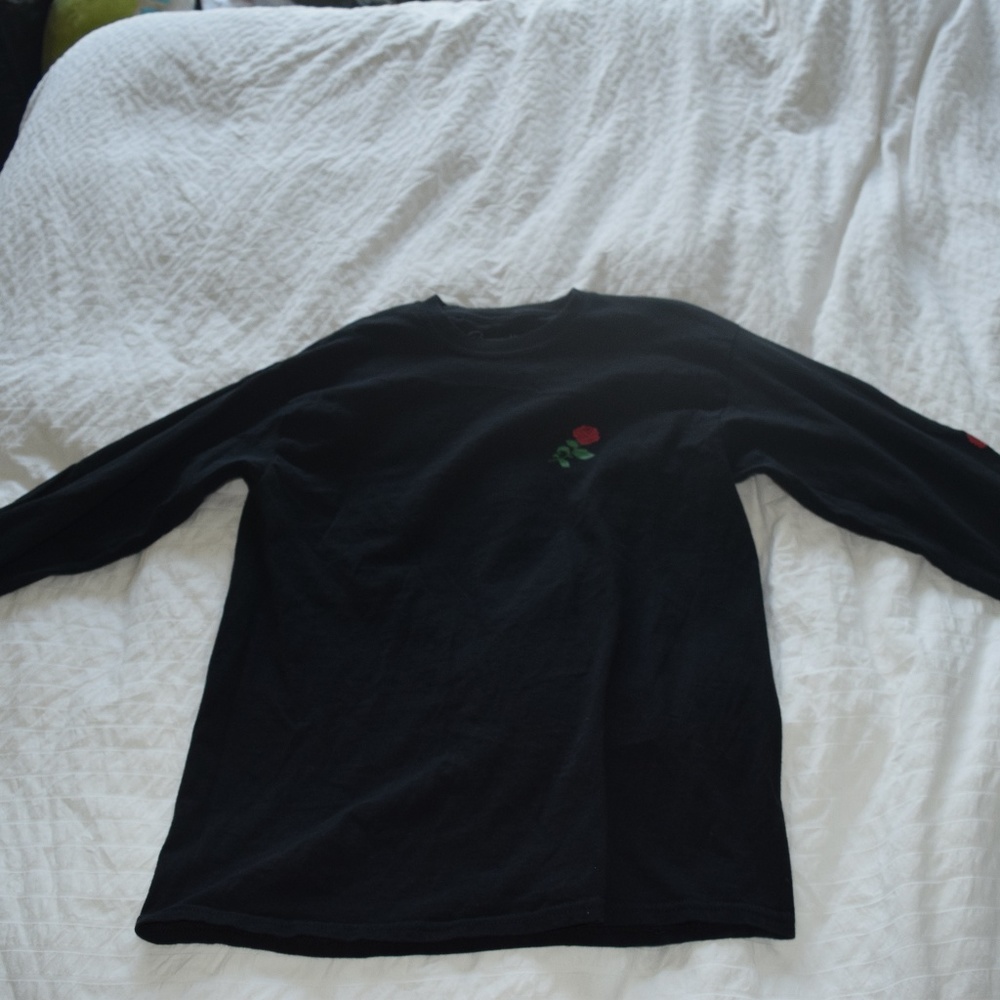 Creative black rose long sleeve